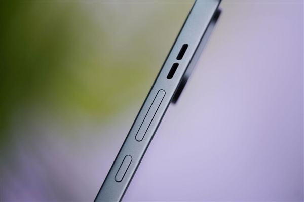 OPPO首款內(nèi)置風(fēng)扇手機(jī)！OPPO K13 Turbo Pro圖賞