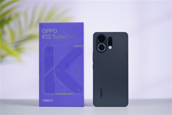 OPPO首款內(nèi)置風(fēng)扇手機(jī)！OPPO K13 Turbo Pro圖賞