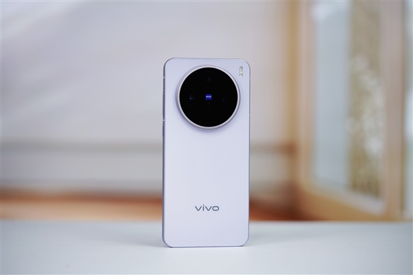 vivo X300影像旗艦規(guī)格首曝：2億大底主攝、潛望長焦也換了