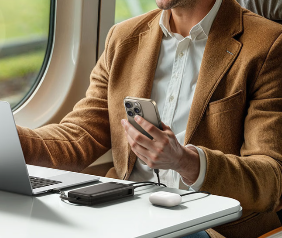 羅馬仕充電寶在口袋里自燃:小伙大腿三度燒傷 非召回批次