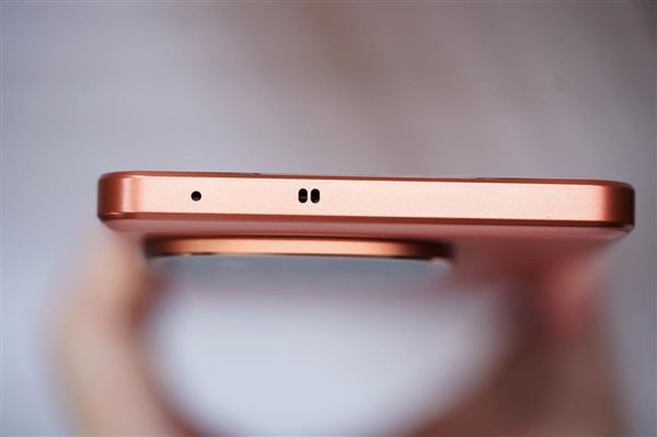 8000mAh輕薄旗艦！iQOO Z10 Turbo+圖賞