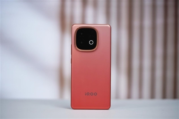 8000mAh的天璣9400+旗艦！iQOO Z10 Turbo+首銷戰(zhàn)績：Z10 Turbo Pro的174%