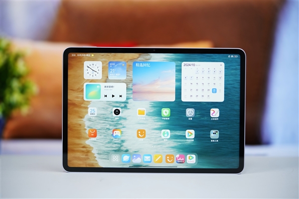 OLED平板熱賣 銷量暴漲近90% 華為獨(dú)占42%份額