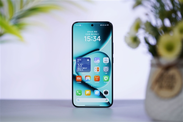 REDMI首款衛(wèi)星通信手機(jī)！REDMI Note 15 Pro+圖賞
