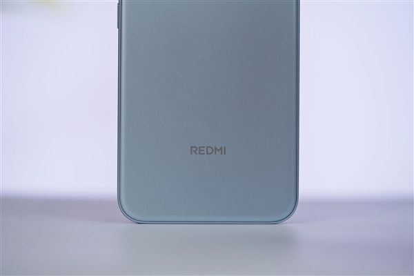REDMI首款衛(wèi)星通信手機(jī)！REDMI Note 15 Pro+圖賞