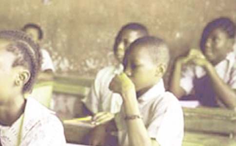 中學生要不要讀名著高中單元作文