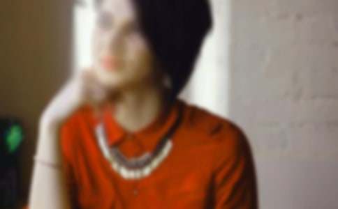 形容女人漂亮的詞語(精選105個)