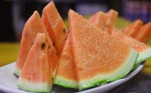 夏天的池塘看圖寫(xiě)話作文（通用21篇）